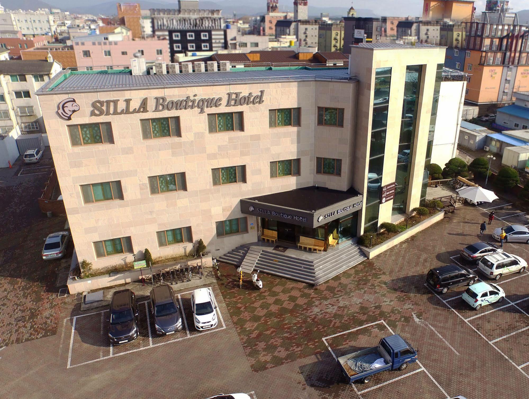 Silla Boutique Hotel Premium Gyeongju Exterior photo